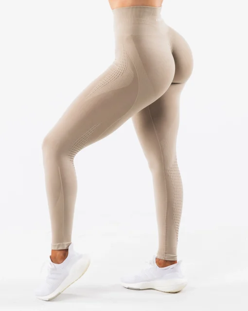 Amplify Contour Legging