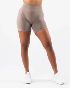 Amplify Contour Short 5
