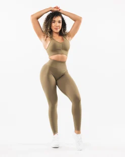 Amplify Legging
