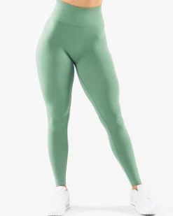 Amplify Legging