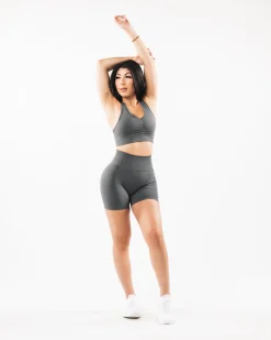 Amplify Short 4.5"