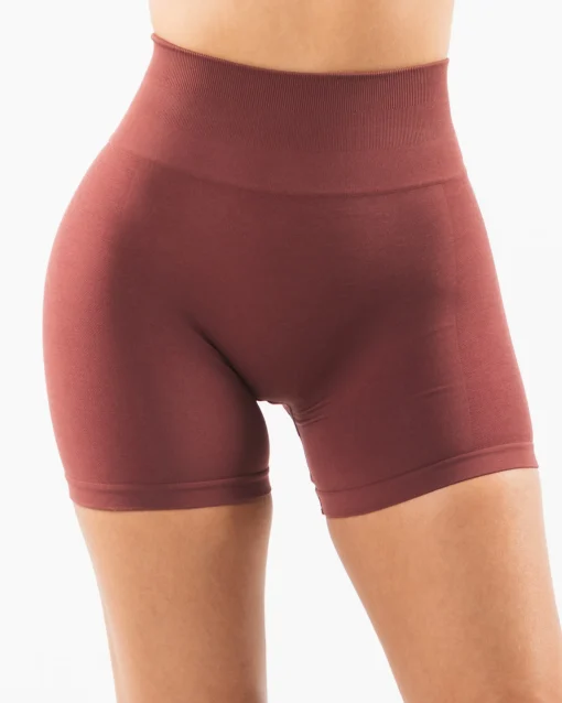 Amplify Short 4.5"