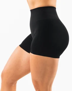 Amplify Short 4.5