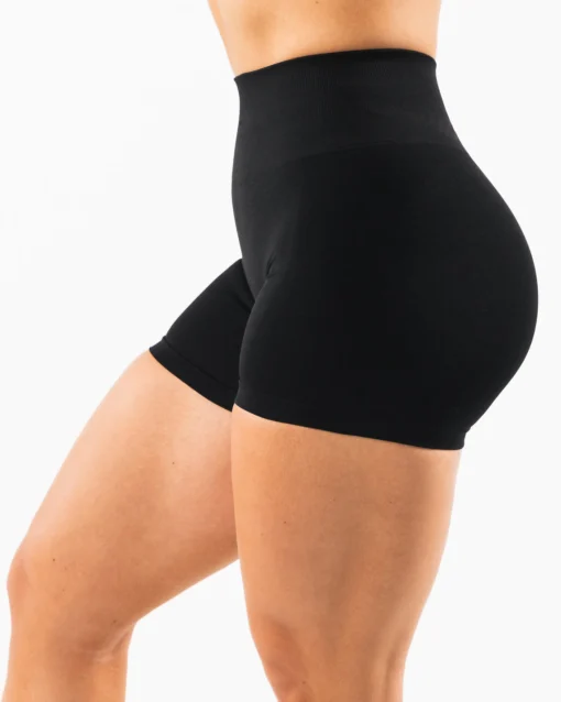 Amplify Short 4.5"
