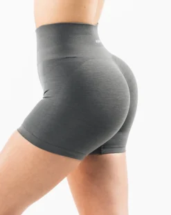 Amplify Short 4.5
