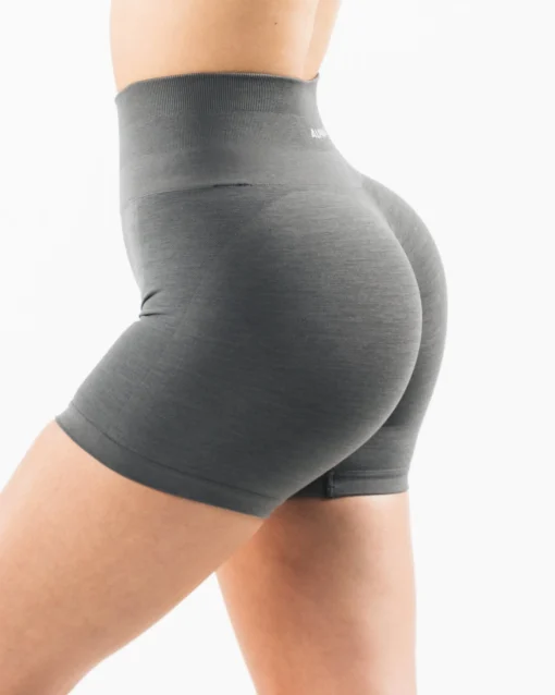 Amplify Short 4.5"