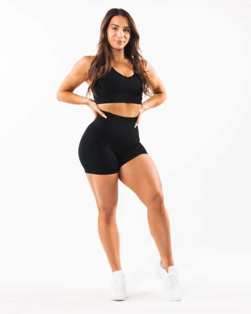 Amplify Short 4.5"