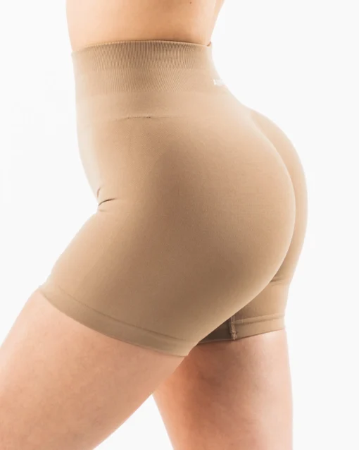 Amplify Short 4.5"