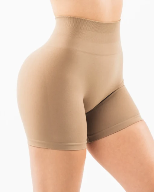 Amplify Short 4.5"