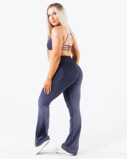 Aura Flared Pant