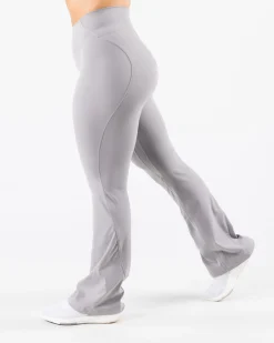 Aura Flared Pant