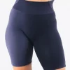 Aura Short 9"