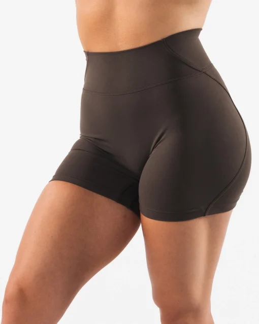 Aura Short 5"
