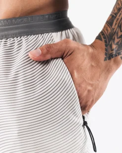 Elite Swift Short 5