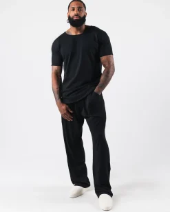 Essential Scoop Neck