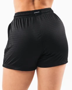 Signature Mesh Short 4