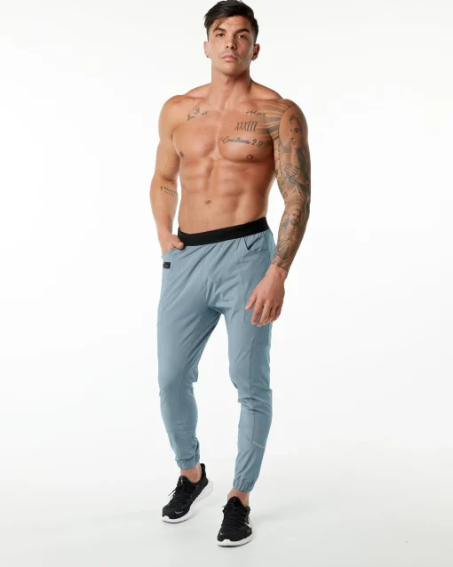 Studio Pant