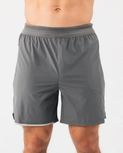Studio Short 6"