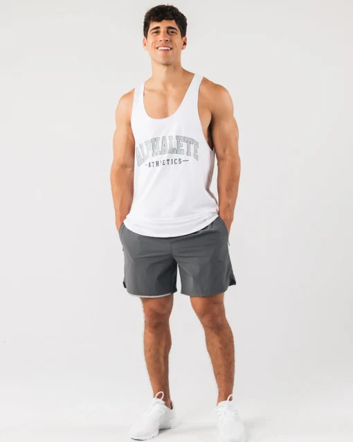 Studio Short 6"