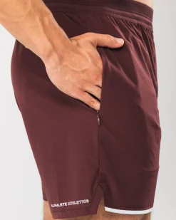 Studio Short 6