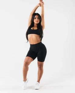 Tenacity Parker Biker Short 7u201d