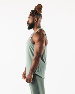 Wolf Head Tank