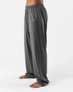 Zero Classic Straight Leg Pant